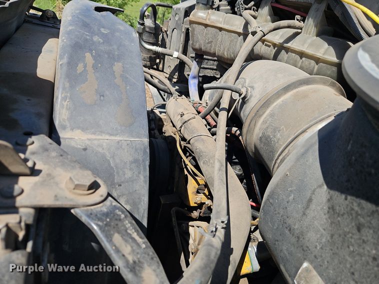 image for item EI3750 2007 Sterling L7500 refuse truck