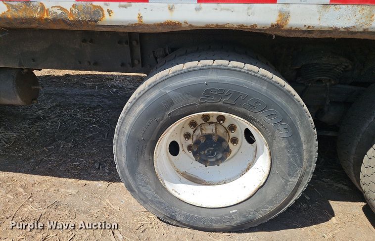 image for item EI3750 2007 Sterling L7500 refuse truck