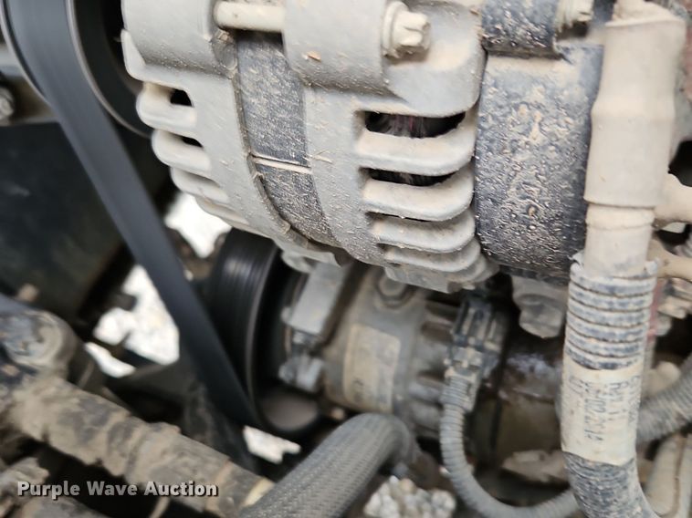 image for item EI3766 2015 Mack CHU613 semi truck