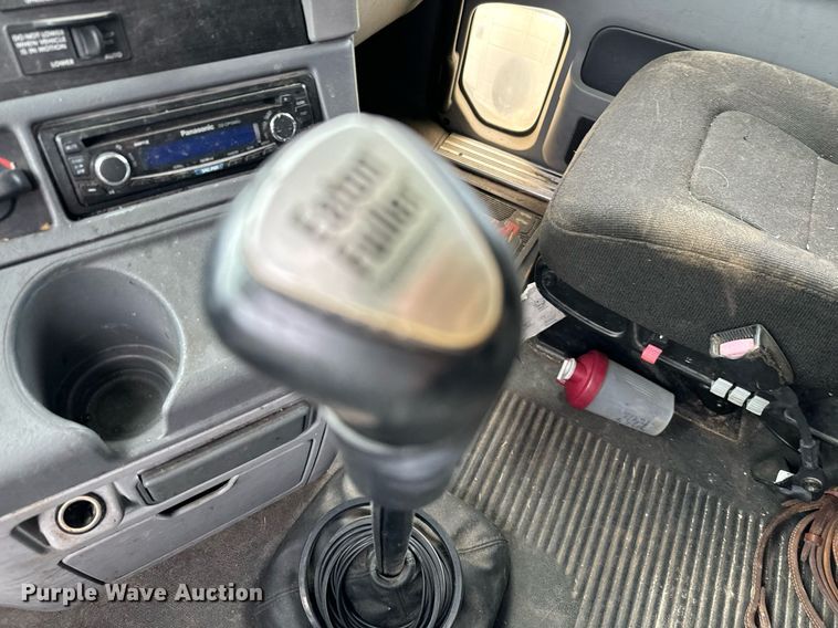 image for item EJ0287 2007 Freightliner Columbia semi truck