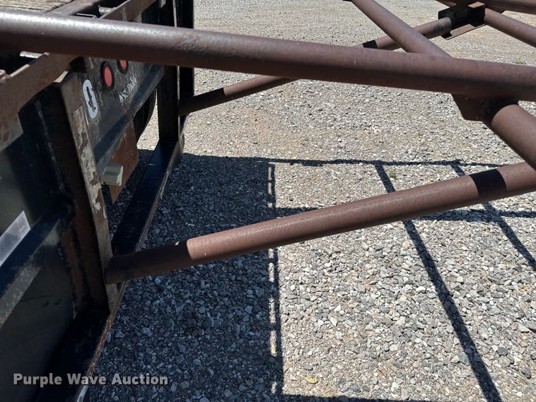 image for item EJ0554 1999 Daco flatbed trailer