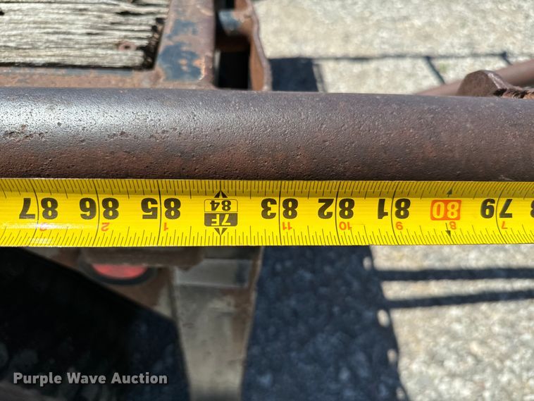 image for item EJ0554 1999 Daco flatbed trailer