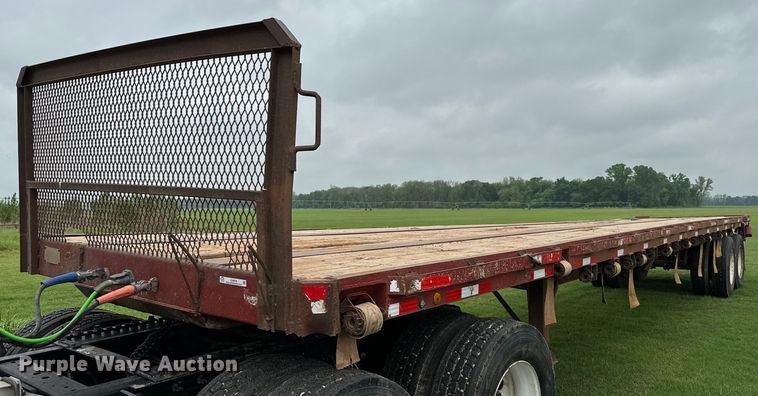 image for item EJ0579 1980 Aztec flatbed trailer