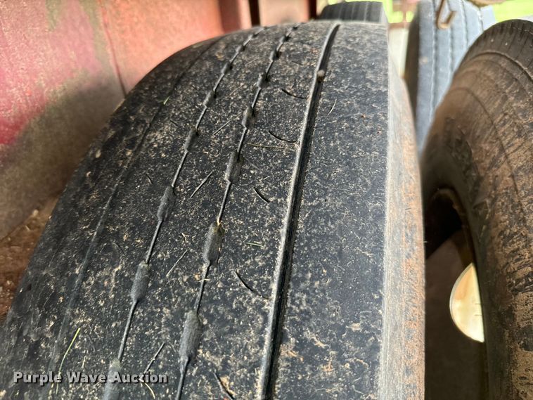 image for item EJ0579 1980 Aztec flatbed trailer