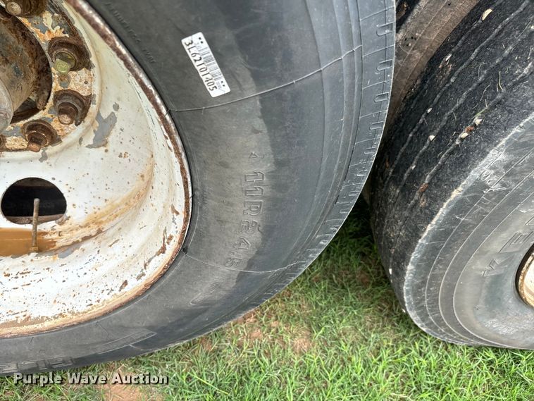 image for item EJ0579 1980 Aztec flatbed trailer