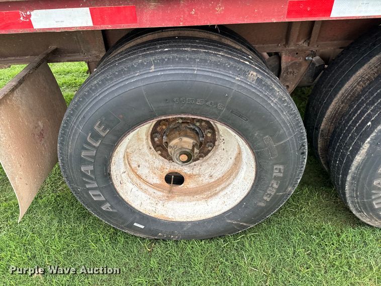 image for item EJ0579 1980 Aztec flatbed trailer