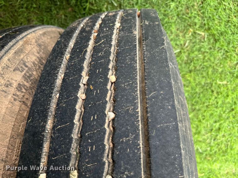 image for item EJ0579 1980 Aztec flatbed trailer