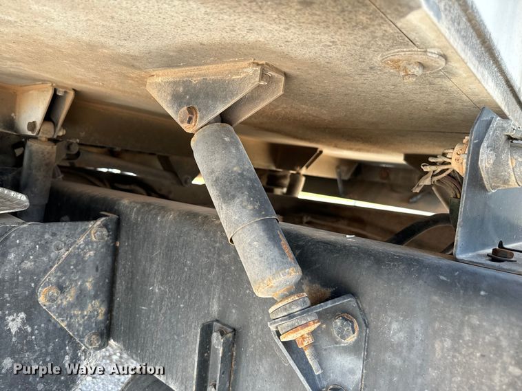 image for item EJ0608 2003 Western Star semi truck