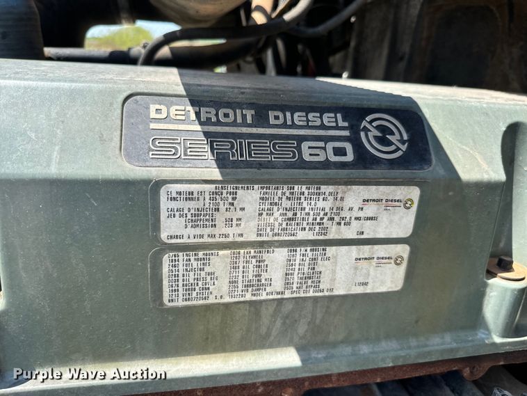 image for item EJ0608 2003 Western Star semi truck