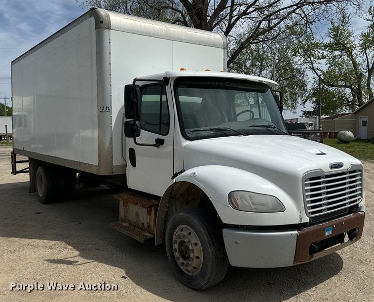 image for item EJ2685 2017 Freightliner  Business Class M2 box truck