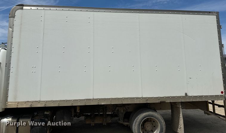 image for item EJ2685 2017 Freightliner  Business Class M2 box truck