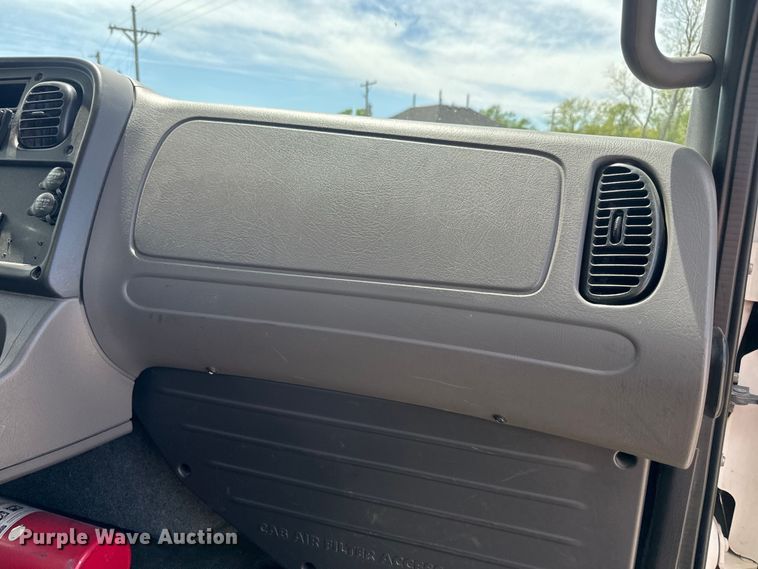 image for item EJ2685 2017 Freightliner  Business Class M2 box truck