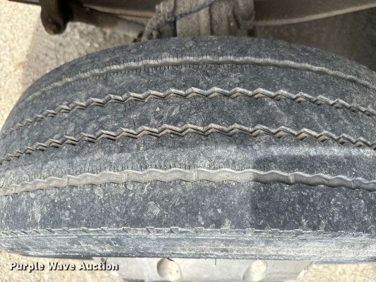 image for item EJ2685 2017 Freightliner  Business Class M2 box truck