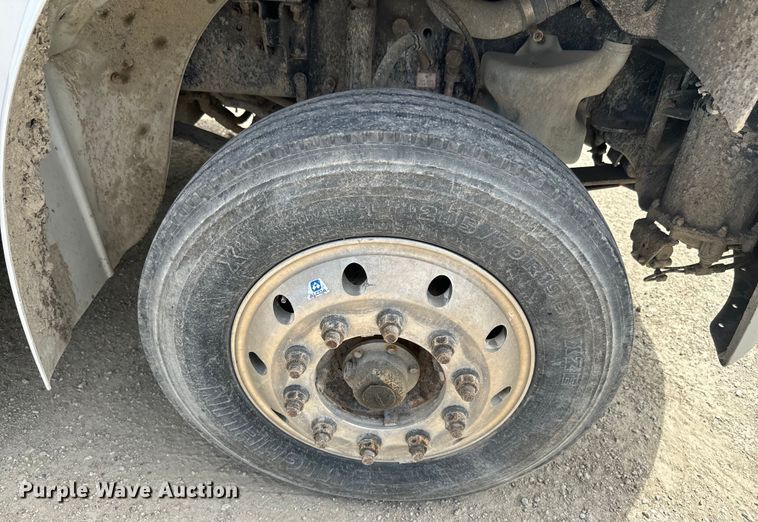 image for item EJ2685 2017 Freightliner  Business Class M2 box truck