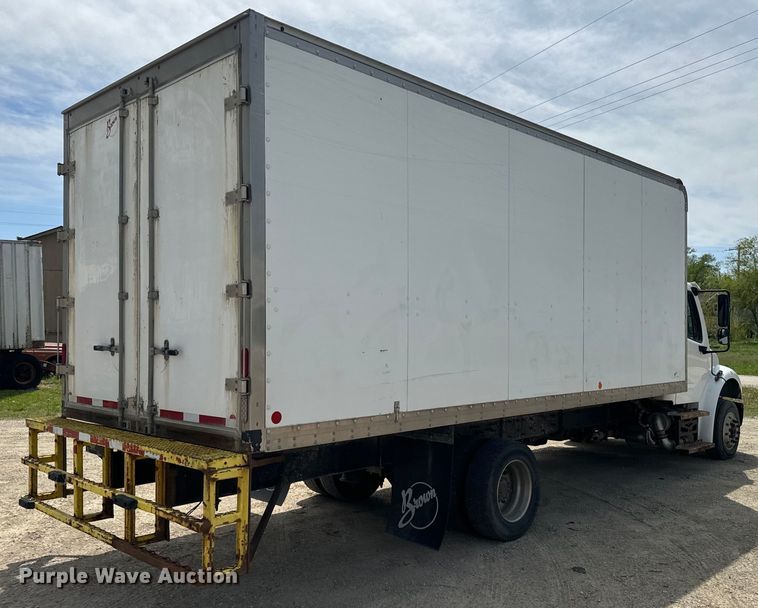 image for item EJ2686 2017 Freightliner  Business Class M2 box truck