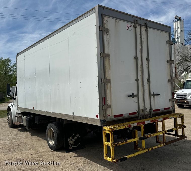 image for item EJ2686 2017 Freightliner  Business Class M2 box truck