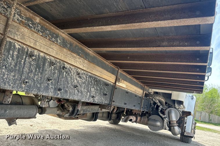 image for item EJ2686 2017 Freightliner  Business Class M2 box truck