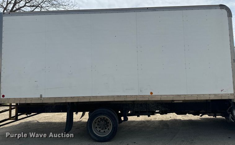 image for item EJ2686 2017 Freightliner  Business Class M2 box truck