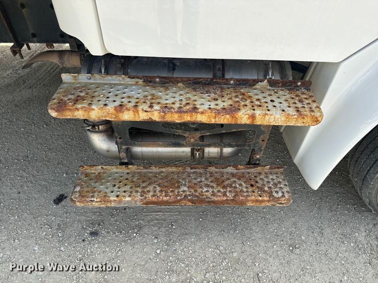 image for item EJ2686 2017 Freightliner  Business Class M2 box truck