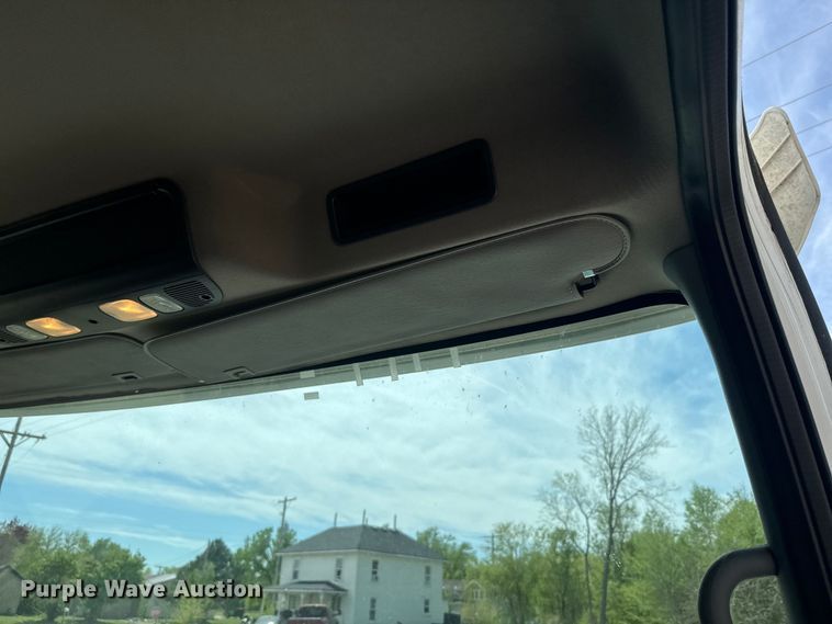 image for item EJ2686 2017 Freightliner  Business Class M2 box truck