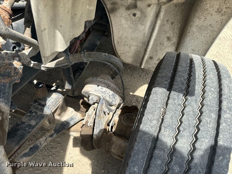 image for item EJ2686 2017 Freightliner  Business Class M2 box truck