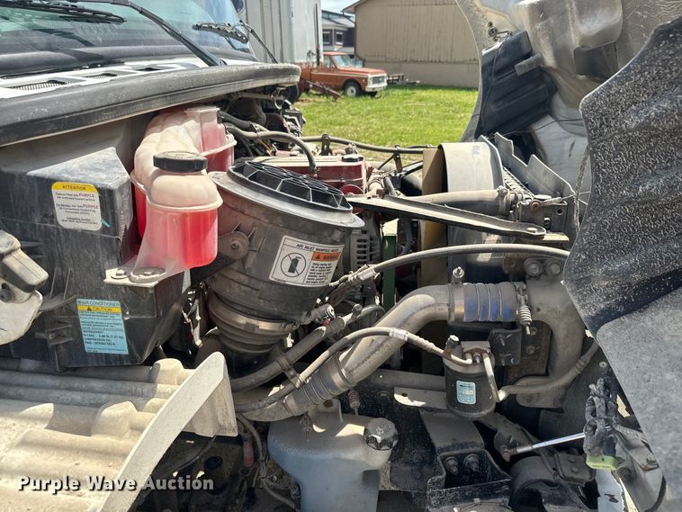 image for item EJ2686 2017 Freightliner  Business Class M2 box truck