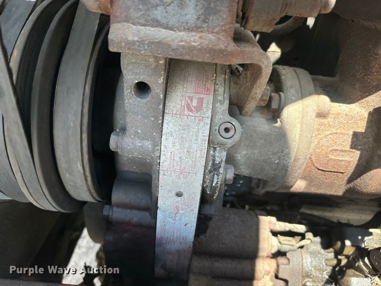 image for item EJ2696 2001 Peterbilt 379 semi truck