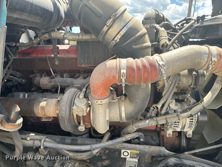 image for item EJ2697 2006 Kenworth T800 semi truck