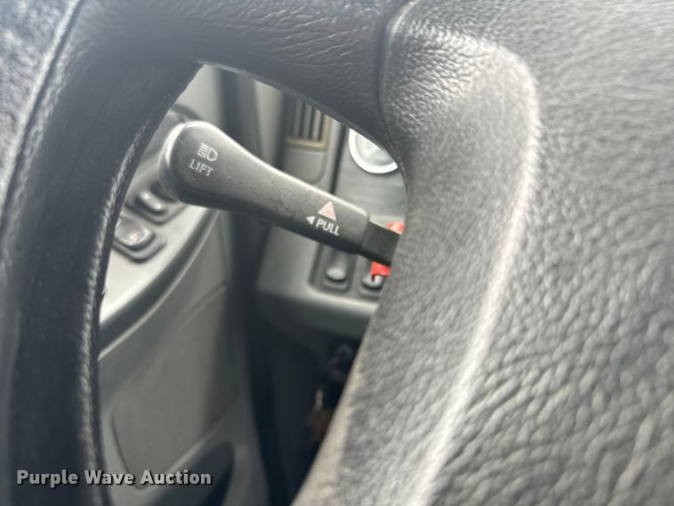 image for item EJ2723 2010 Freightliner Columbia  semi truck