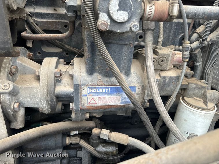 image for item EJ2723 2010 Freightliner Columbia  semi truck