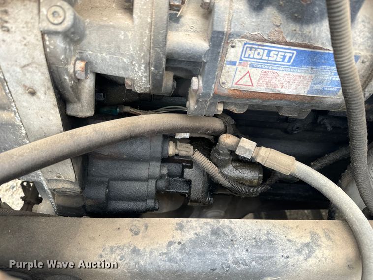 image for item EJ2723 2010 Freightliner Columbia  semi truck