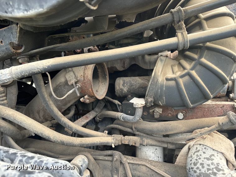 image for item EJ2726 2010 Freightliner Columbia semi truck