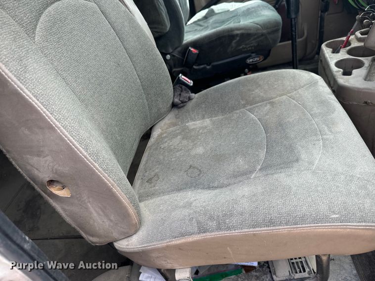 image for item EJ2727 2007 International  9400i semi truck