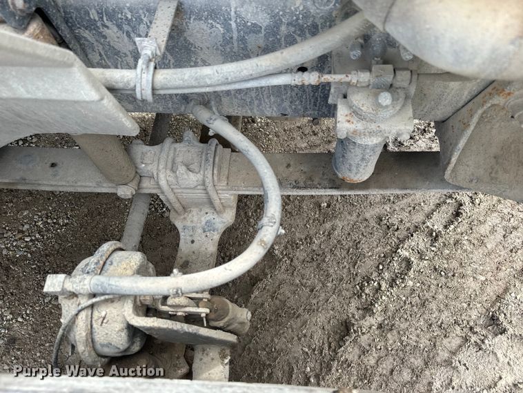 image for item EJ2727 2007 International  9400i semi truck