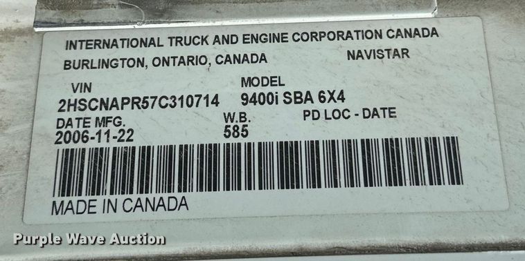 image for item EJ2727 2007 International  9400i semi truck