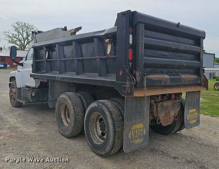 image for item EJ5367 2003 Chevrolet C8500 dump truck