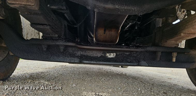 image for item EJ5367 2003 Chevrolet C8500 dump truck