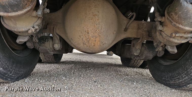 image for item EJ5367 2003 Chevrolet C8500 dump truck