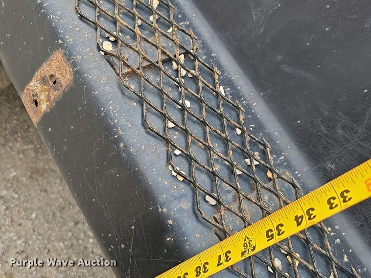 image for item EJ5367 2003 Chevrolet C8500 dump truck