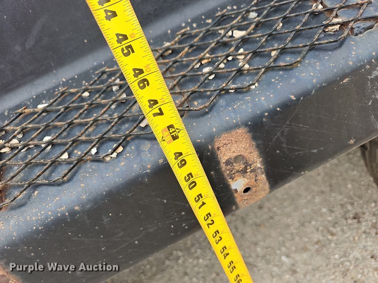 image for item EJ5367 2003 Chevrolet C8500 dump truck