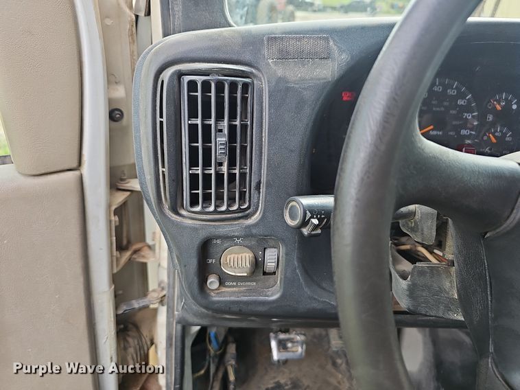 image for item EJ5367 2003 Chevrolet C8500 dump truck