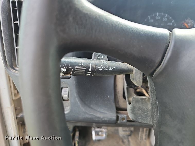 image for item EJ5367 2003 Chevrolet C8500 dump truck