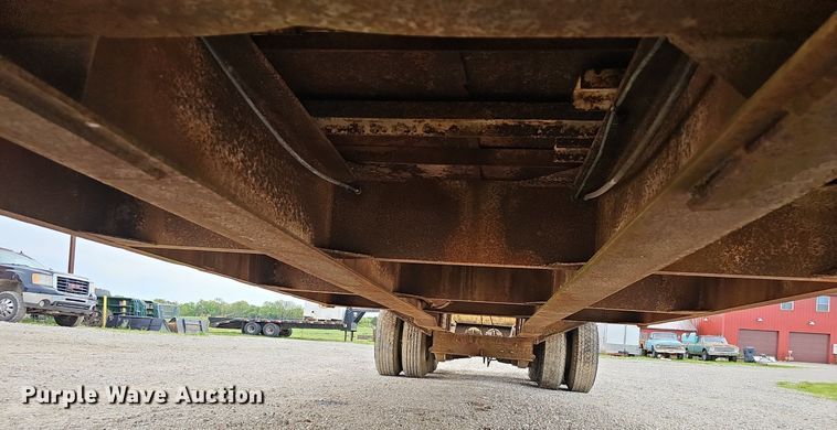 image for item EJ5368 1952 La Crosse DF6T 20F equipment trailer