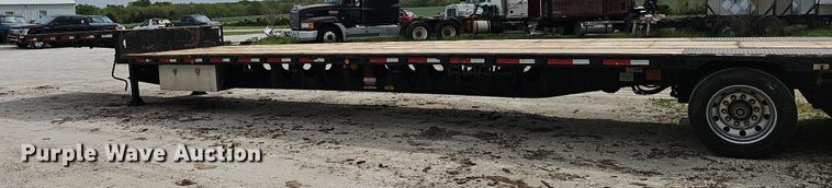 image for item EJ6325 2005 Lufkin  Paymaster  drop deck equipment trailer