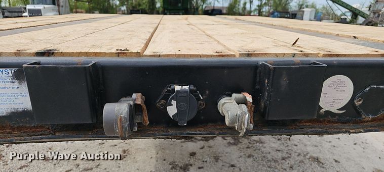 image for item EJ6325 2005 Lufkin  Paymaster  drop deck equipment trailer
