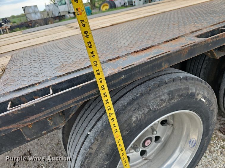 image for item EJ6325 2005 Lufkin  Paymaster  drop deck equipment trailer