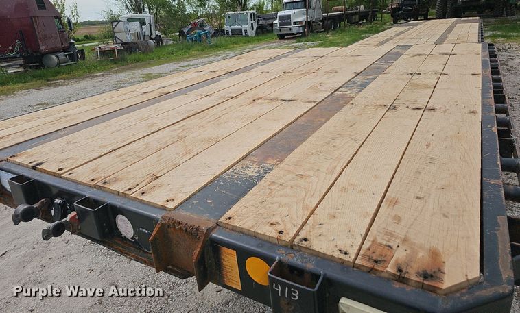 image for item EJ6325 2005 Lufkin  Paymaster  drop deck equipment trailer