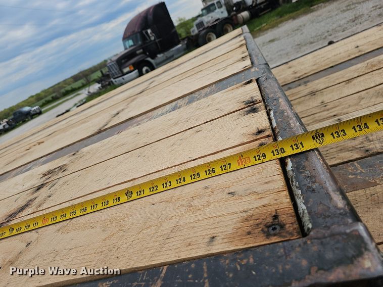 image for item EJ6325 2005 Lufkin  Paymaster  drop deck equipment trailer