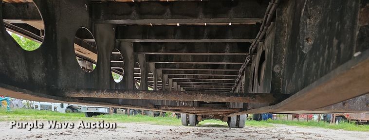 image for item EJ6325 2005 Lufkin  Paymaster  drop deck equipment trailer