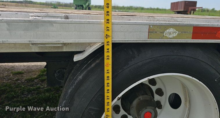 image for item EJ6326 2010 Utility FS2CDHA drop deck equipment trailer